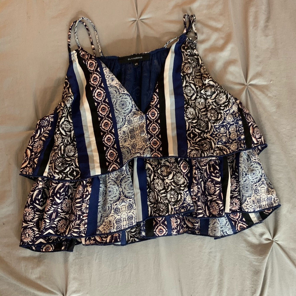 Olivaceous tank top